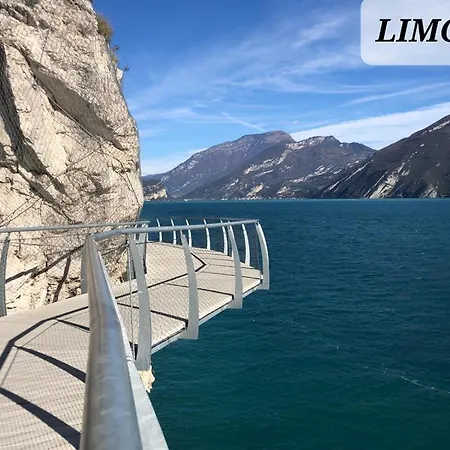 Sweet A 800 M Dal Centro E Dal Lägenhet